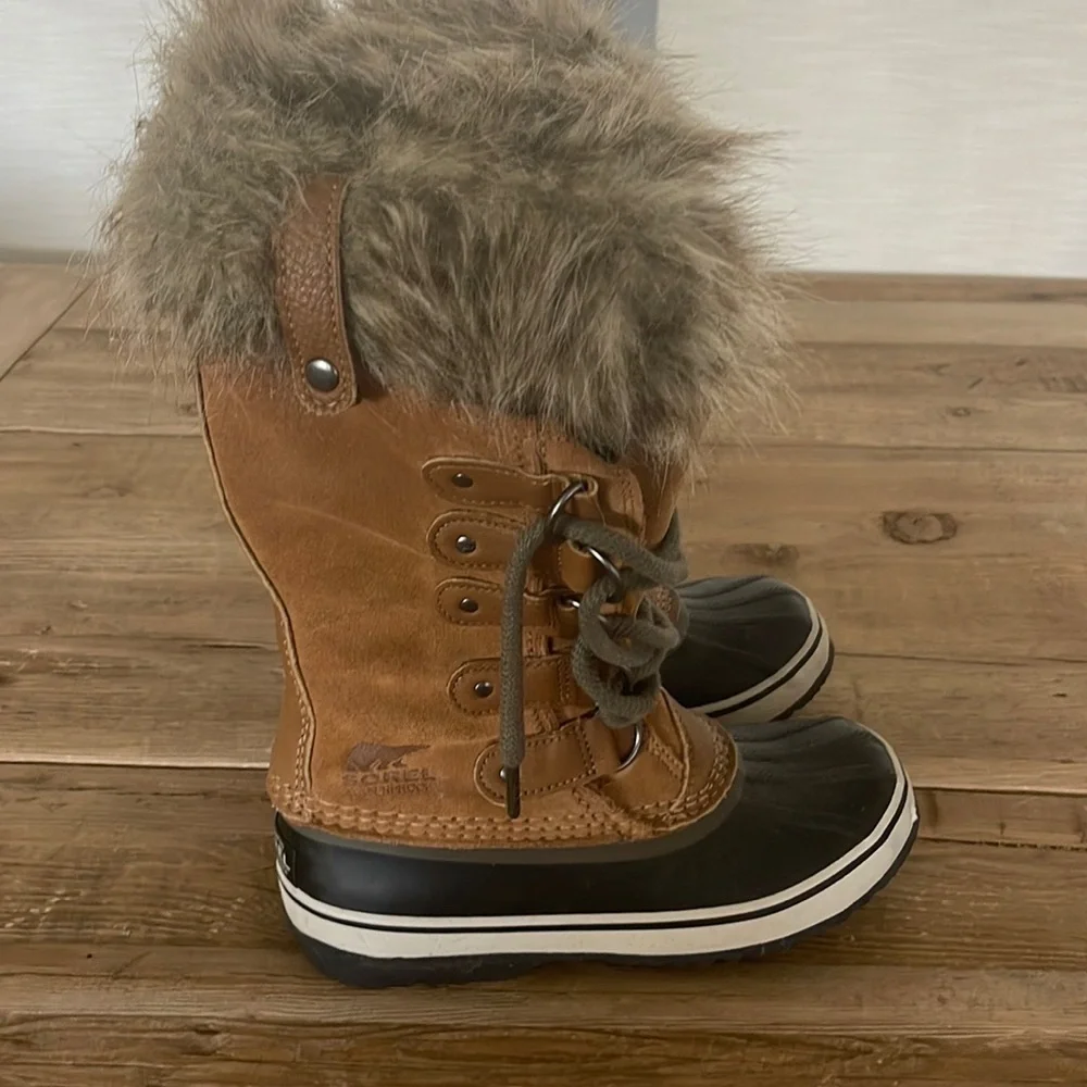 Sorel Joan of Ark Tall Boots Size 5